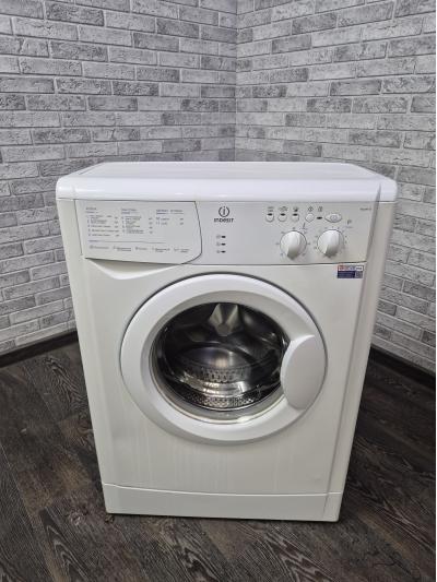Стиральная машина Indesit WIUN 102
